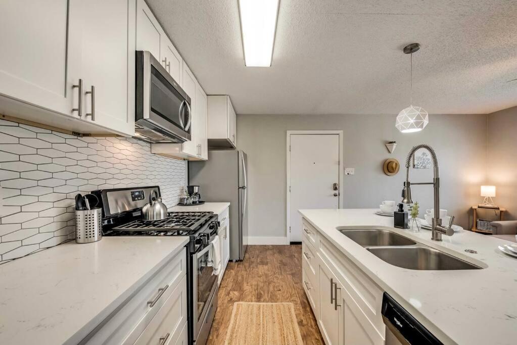 Heart Of Dallas Flat Close To Baylor Hospital Экстерьер фото